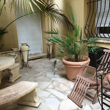 De 2 Chambres Avec Vue Sur La Ville Sauna Et Terrasse Amenagee A A 2 Km De La Plage * Beausoleil